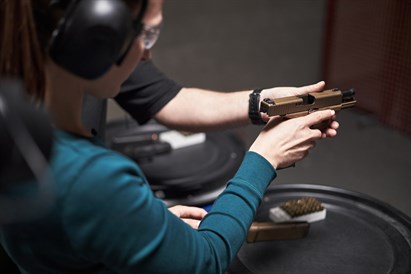 Kurs strzelecki dla kobiet Warszawa – 100 kul | Art of Gun