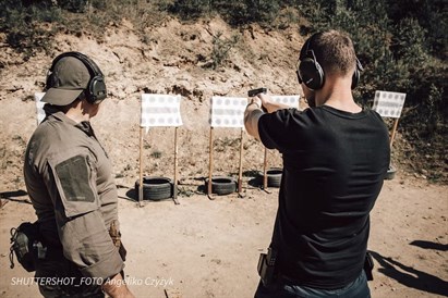 Art of Gun Warszawa: kurs strzelecki dla początkujących – 100 kul!