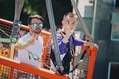 Skok na bungee w Krakowie – adrenalina z 90 metrów!