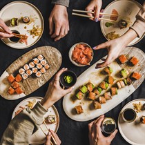 Rodzinne sushi w Suszarni we Wrocławiu (Brodzka)