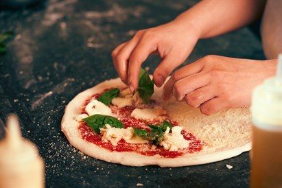 Rodzinne warsztaty robienia pizzy w San Giovanni – 3 do 5 osób