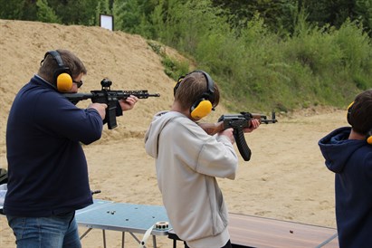 Strzelanie dla dwóch osób - niedzielne szkolenie na strzelnicy z instruktorem - Warszawa