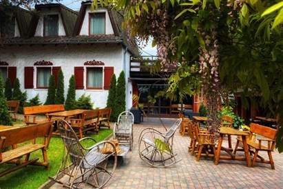 Trzydaniowa kolacja z winem w Karczmie Rzym dla dwojga – Bydgoszcz