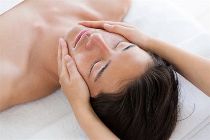 Masaż twarzy, głowy i dekoltu w Gdańsku 