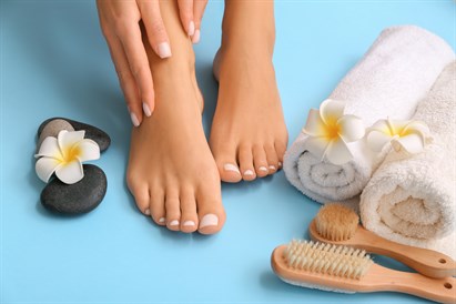 Pedicure z malowaniem w Szczecinie
