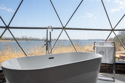 N-Glamping: Romantyczny weekend dla dwojga nad jeziorem