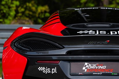 Co-drive MCLAREN 570GT po torze dla dziecka
