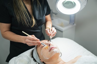 Masaż firmowy HaRo - autorski rytuał relaksu - HaRo Laser Spa