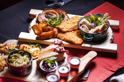 Regionalny obiad z degustacją alkoholi w Krakowie – Aquarius