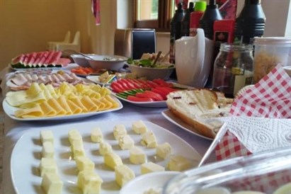 Romantyczny weekend dla dwojga w sercu lasu - Chata „na Końcu” Świata w Słopnicach