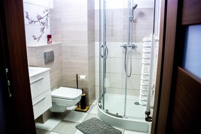 Romantyczny weekend dla dwojga w sercu lasu - Chata „na Końcu” Świata w Słopnicach