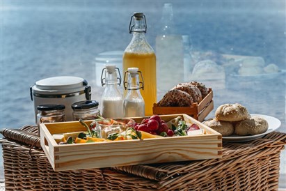 3 noce w domku na wodzie dla dwojga – HouseBoats Mielno