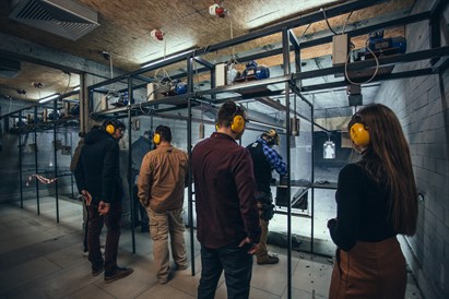 60 strzałów z pistoletów 9 mm – PM Shooter Warszawa