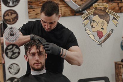 Strzyżenie męskie w OLD SCHOOL BarberShop Kraków