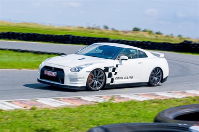 Voucher na jazdy supersamochodami do Devil-Cars