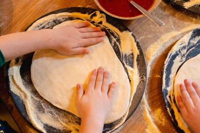 Rodzinne warsztaty robienia pizzy w San Giovanni – 3 do 5 osób