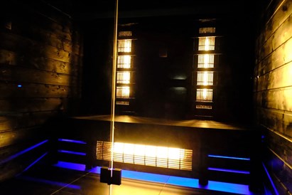 Wynajem strefy saun i jacuzzi na wyłączność z przekąskami i winem - Strefa Saun Viva La Vida