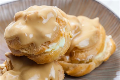 Słodkie warsztaty w Poznaniu: makaroniki i ciasta parzone!