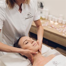 Bankietowy zabieg ujędrniający Cryolift w Krakowie