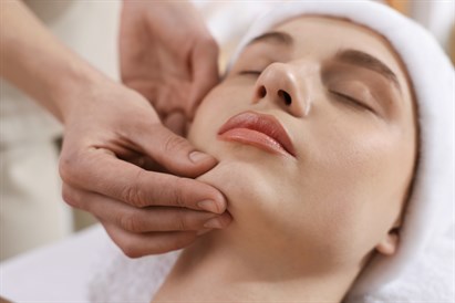 Rytuał Lekkości w salonie Medea – presoterapia i masaż twarzy w Gdańsku