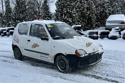Wyścig tuningowanym Seicento po Torze Autek – okolice Warszawy