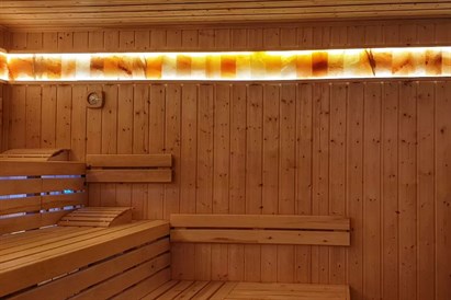 Pobyt dla dwojga w Bieszczadach z jacuzzi, sauną i ogniskiem w lesie