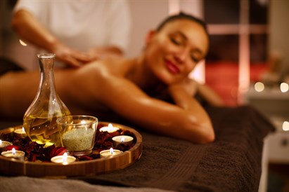 Masaż relaksacyjny masłem shea o aromacie czekolady