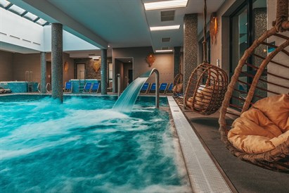 Relaks w Termach Gorce – basen, jacuzzi, sauny i grota solna!