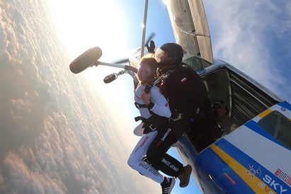 Skok ze spadochronem LOW-COST z filmowaniem -Wrocław (Mirosławice)