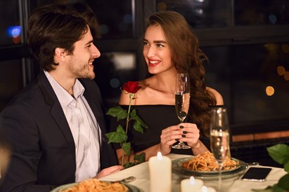 Kolacja z lampką prosecco dla jednej osoby - Hotel nad Pisą