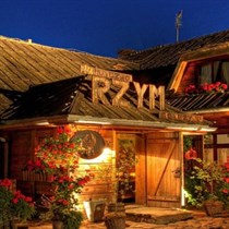 Trzydaniowa kolacja z winem w Karczmie Rzym dla dwojga – Bydgoszcz