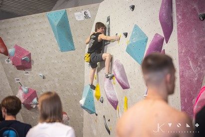 Ścianka wspinaczkowa bez limitu czasu – Boulderownia VOLT Warszawa 