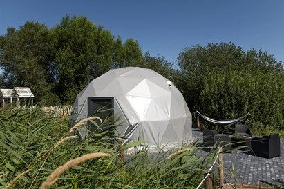 Voucher na relaks z N-Glamping: luksusowy pobyt nad jeziorem!