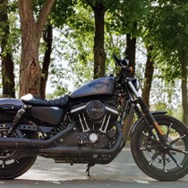 Wynajem Harleya-Davidsona Iron 883 – 60 min, 12 h lub weekend