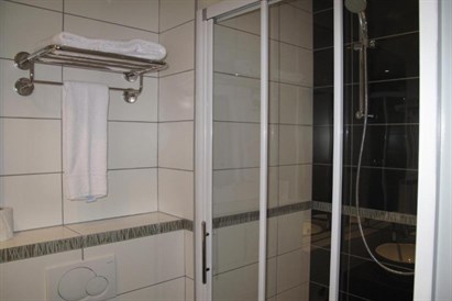 Romantyczny weekend w Paryżu dla dwojga – Source Hotel Paris