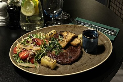 Romantyczna kolacja w Restauracji Andromeda Alfa w Krakowie