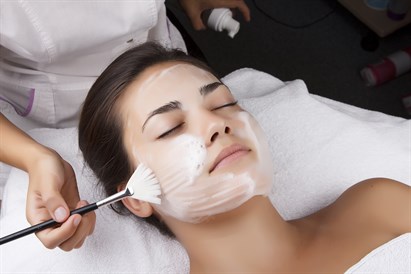 Kompleksowy zabieg na twarz w Glamour Spa
